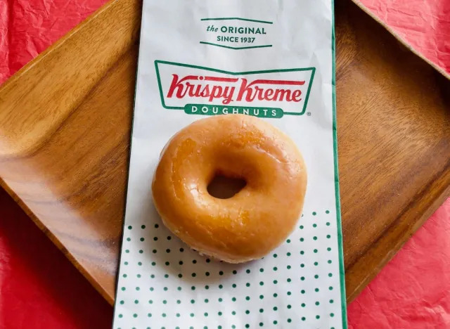 Krispy-Kreme-glazed-donut-napkin-1_jpg_92