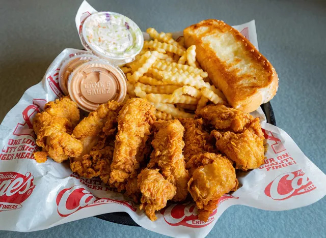 RaisingCanes-Main_jpg_92