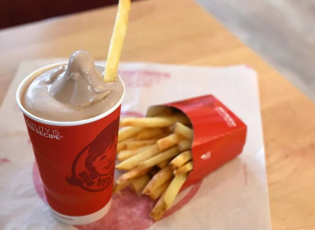 wendys-frosty-with-fries_jpg_92