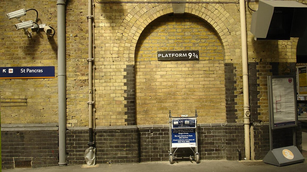 Платформа на вокзале Кинг-кросс (Лондон)