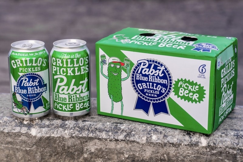 pbr-x-grillos-pickle-beer